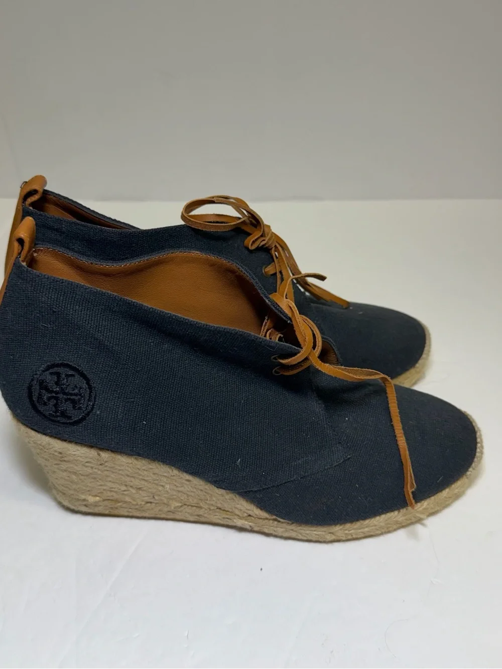 Tory Burch Black Canvas Espadrille Wedges with Tan Leather Trim Size‎ 7